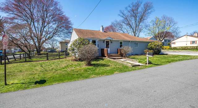 Photo of 427 Wolverson Ave, Aston, PA 19014