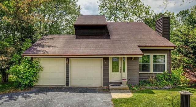 Photo of 6918 Fox Chase Rd, New Market, MD 21774