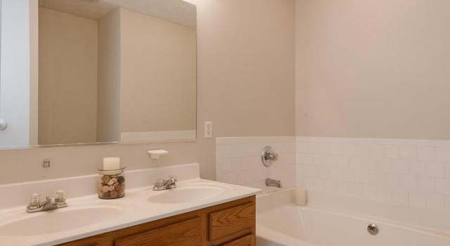 Photo of 30-D Ironstone Ct, Annapolis, MD 21403