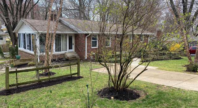 Photo of 8227 Stonewall Dr, Vienna, VA 22180