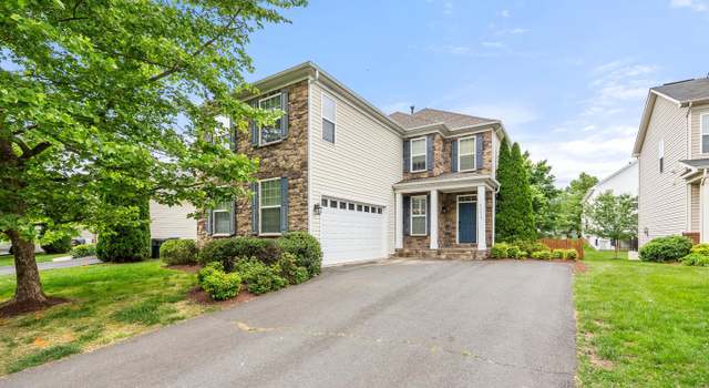 Photo of 42030 Zircon Dr, Aldie, VA 20105