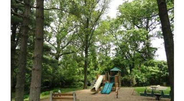 Photo of 7600 Tremayne Pl #302, Mclean, VA 22102