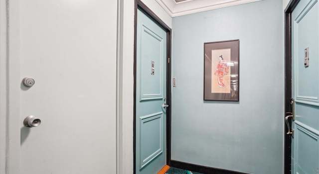 Photo of 10401 Grosvenor Pl #321, Rockville, MD 20852