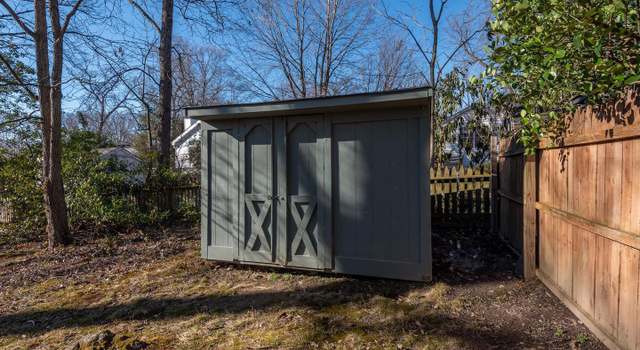 Photo of 6121 Wynnwood Rd, Bethesda, MD 20816