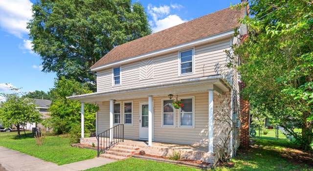 Photo of 103 Howard St, Hebron, MD 21830