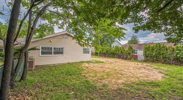 Photo of 42 Baldwin Ln, Willingboro, NJ 08046