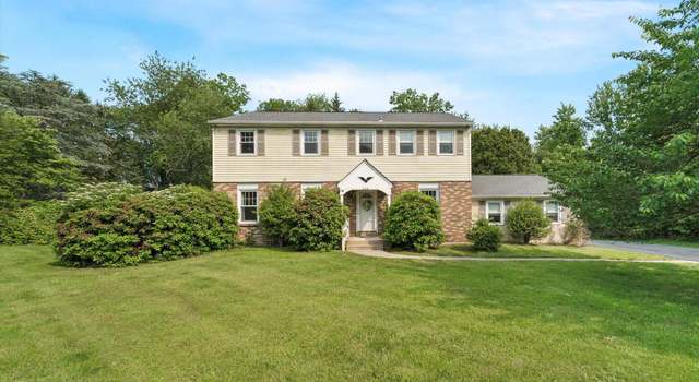 Photo of 624 Juniper Dr, Blue Bell, PA 19422