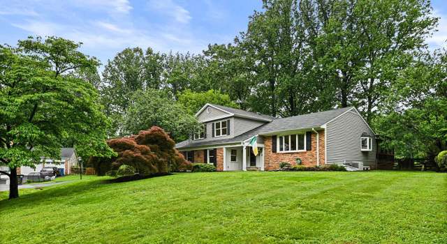 Photo of 1716 Saddle Ridge Ct, Vienna, VA 22182