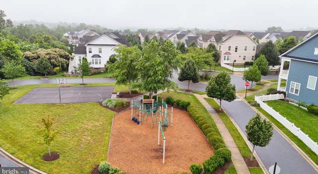 Photo of 715 Canal Town St, Brunswick, MD 21716