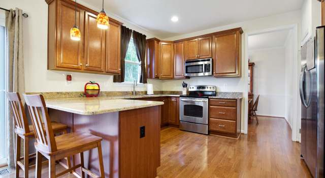 Photo of 2090 Baythorne Rd, Prince Frederick, MD 20678