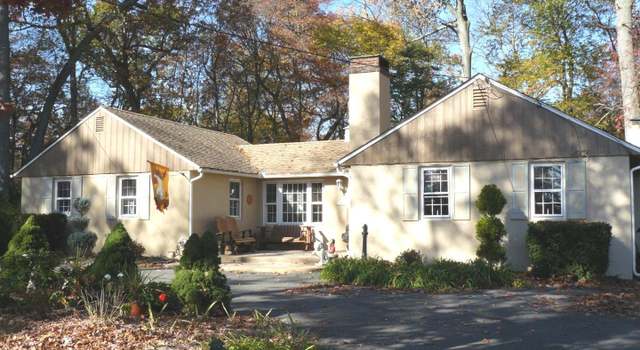 Photo of 32 Mount Laurel Rd, Hainesport, NJ 08036