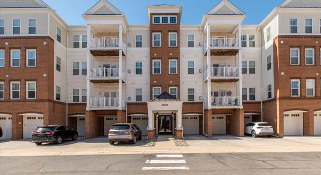 Property at 24637 Woolly Mammoth Ter #206, Aldie, VA 20105, 3 beds, 2 baths