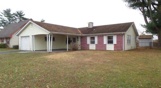 Photo of 46 Stonehaven Ln, Willingboro, NJ 08046