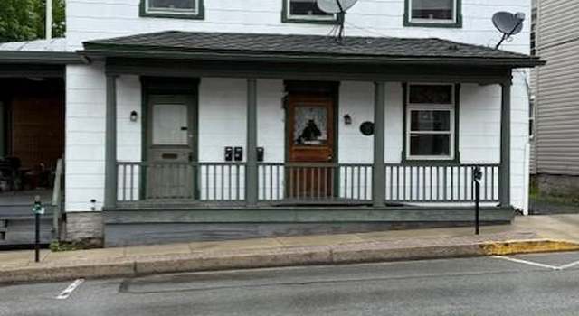 Photo of 136 W Pitt St, Bedford, PA 15522