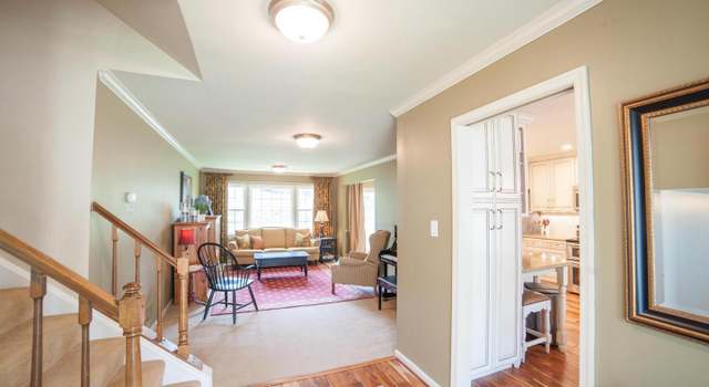Photo of 7913 Laural Valley Way, Springfield, VA 22153