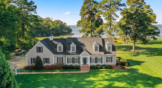 Photo of 330 River Village Dr, Weems, VA 22576