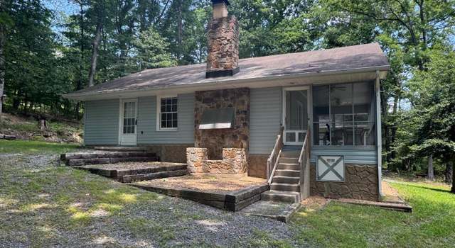 Photo of 40 Airboss Way, Hedgesville, WV 25427
