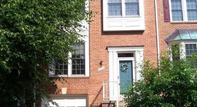Photo of 6343 Crooked Oak Ln, Falls Church, VA 22042