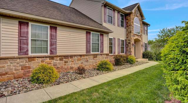 Photo of 408 Pleasant View Dr, Douglassville, PA 19518