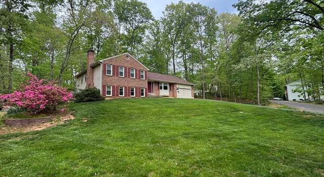 Photo of 11302 Alms House Ct, Fairfax Station, VA 22039