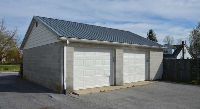 Photo of 301 E Baltimore St, Taneytown, MD 21787