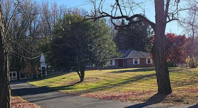 Photo of 181 Edgebrook Rd, Robbinsville, NJ 08691
