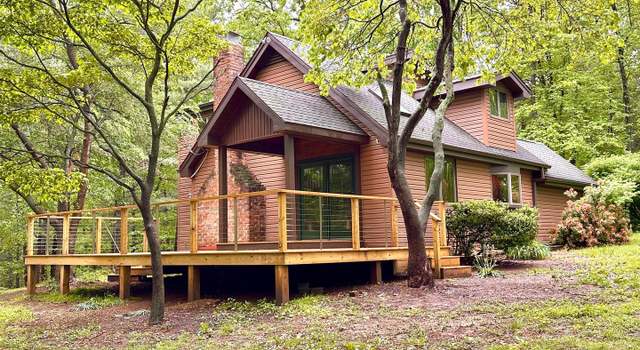 Photo of 594 Deer Lick Ln, Warfordsburg, PA 17267