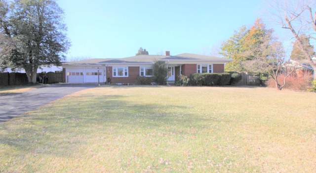 Photo of 8910 Longstreet Dr, Manassas, VA 20110