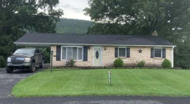 Photo of 321 Erdman Dr, Dauphin, PA 17018