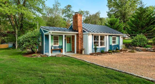 Photo of 82 N Laycock St, Hamilton, VA 20158