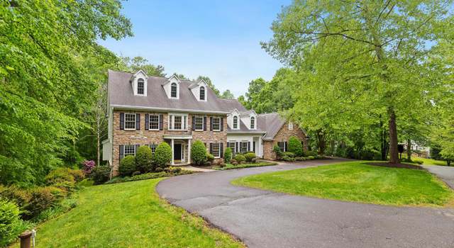 Photo of 6616 Stonecrest Ln, Fairfax Station, VA 22039