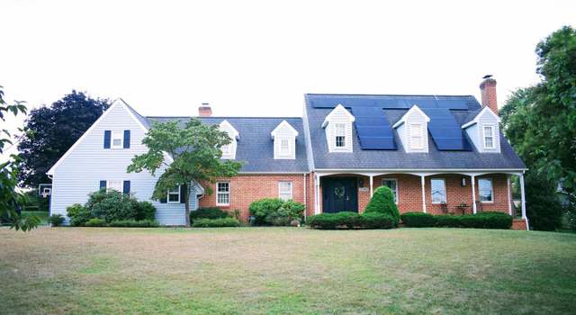 Photo of 2242 Scotland Rd, Chambersburg, PA 17201