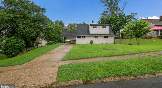 Photo of 319 Holly Dr, Levittown, PA 19055
