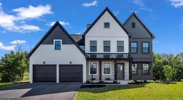 Photo of 24 Country Side Dr, Carlisle, PA 17013