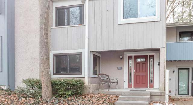 Photo of 1534 Woodledge Cir, State College, PA 16803