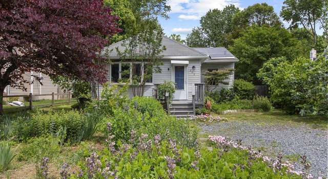 Photo of 202 Lakeview Ave, Edgewater, MD 21037