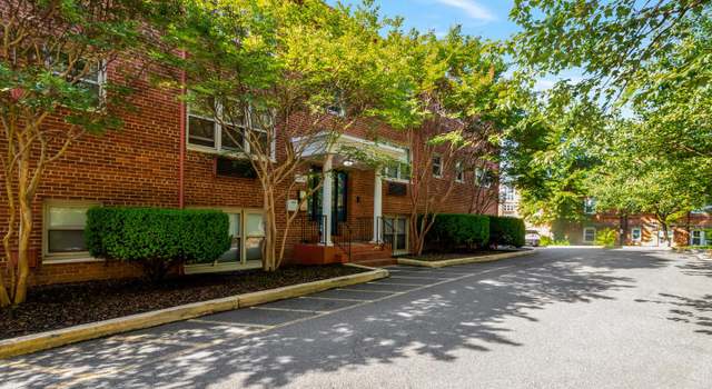 Photo of 2036 N Woodrow St #5, Arlington, VA 22207