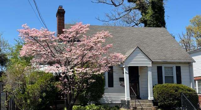 Photo of 5010 54th Pl, Hyattsville, MD 20781