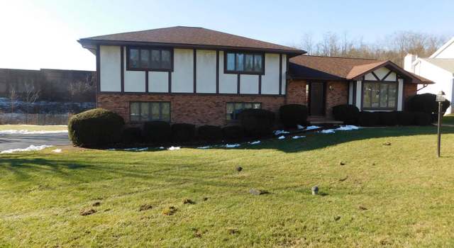 Photo of 481 Summit Dr, Lewistown, PA 17044