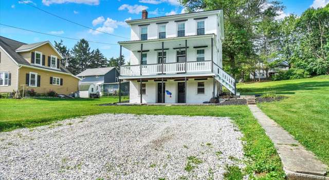 Photo of 27 W Mark Ave, Windsor, PA 17366