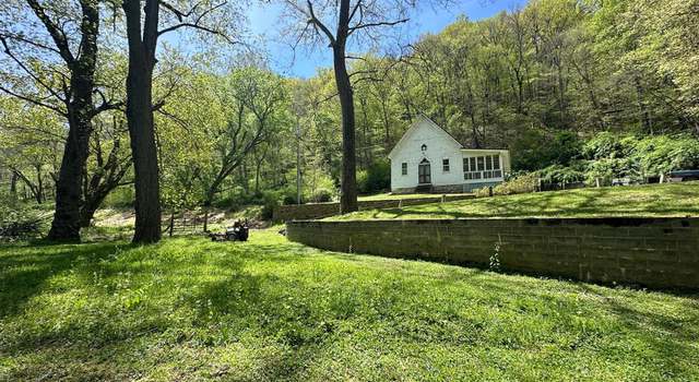 Photo of 6112 Foxes Hollow Rd, Romney, WV 26757