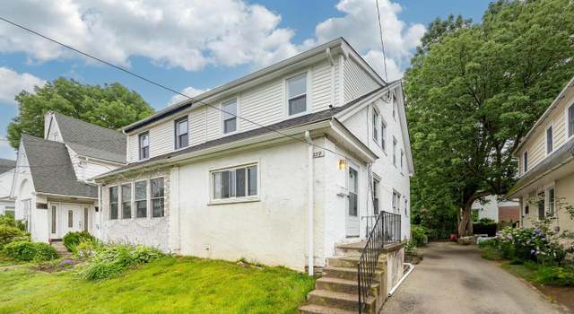 Photo of 239 Rockingham Rd, Bryn Mawr, PA 19010