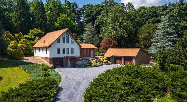 Photo of 613 Dices Spring Rd, Weyers Cave, VA 24486