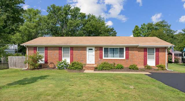 Photo of 432 Lexington Ct, Fredericksburg, VA 22405