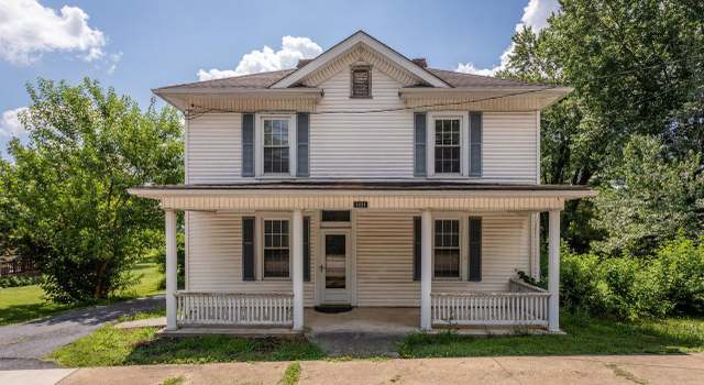 Photo of 1221 Keezletown Rd, Weyers Cave, VA 24486