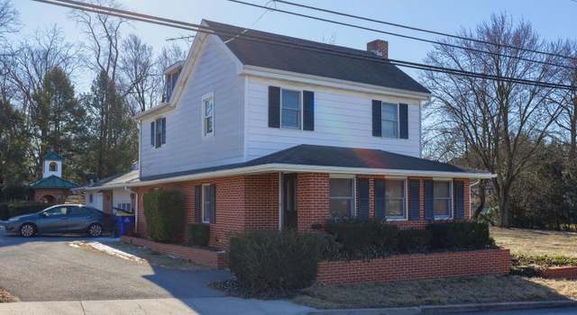 Photo of 116 Center Ave, Terre Hill, PA 17581