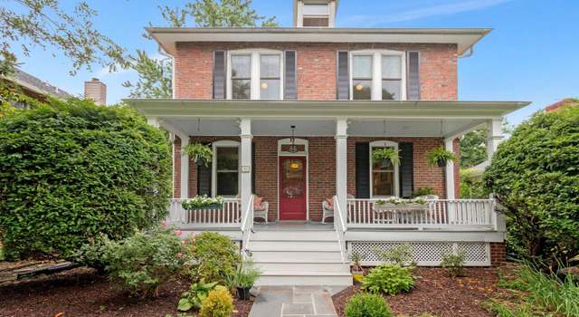 Photo of 17 Cedar St, Alexandria, VA 22301