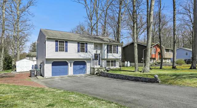 Photo of 1806 Crazy Horse Dr, Auburn, PA 17922