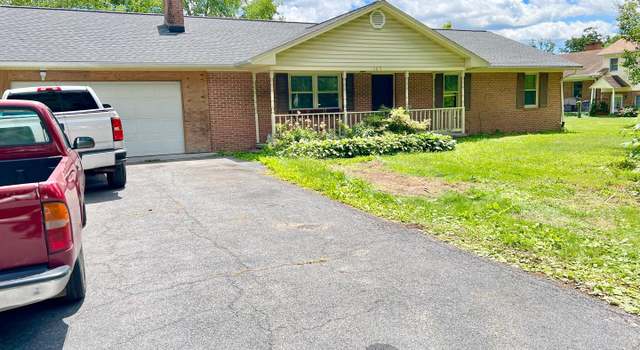 Photo of 105 Caroline Ave, Stephens City, VA 22655