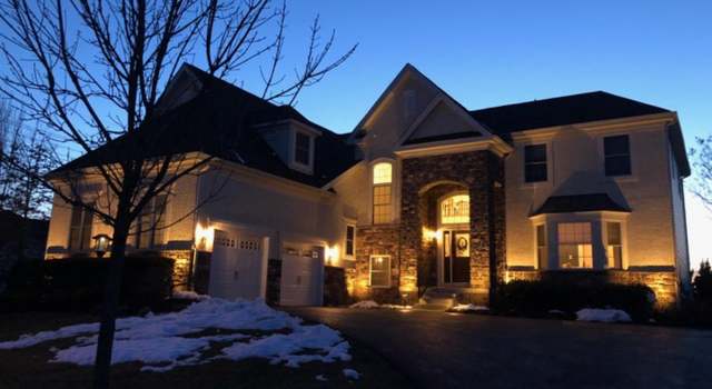 Photo of 1 Foxtail Ct, Mount Laurel, NJ 08054